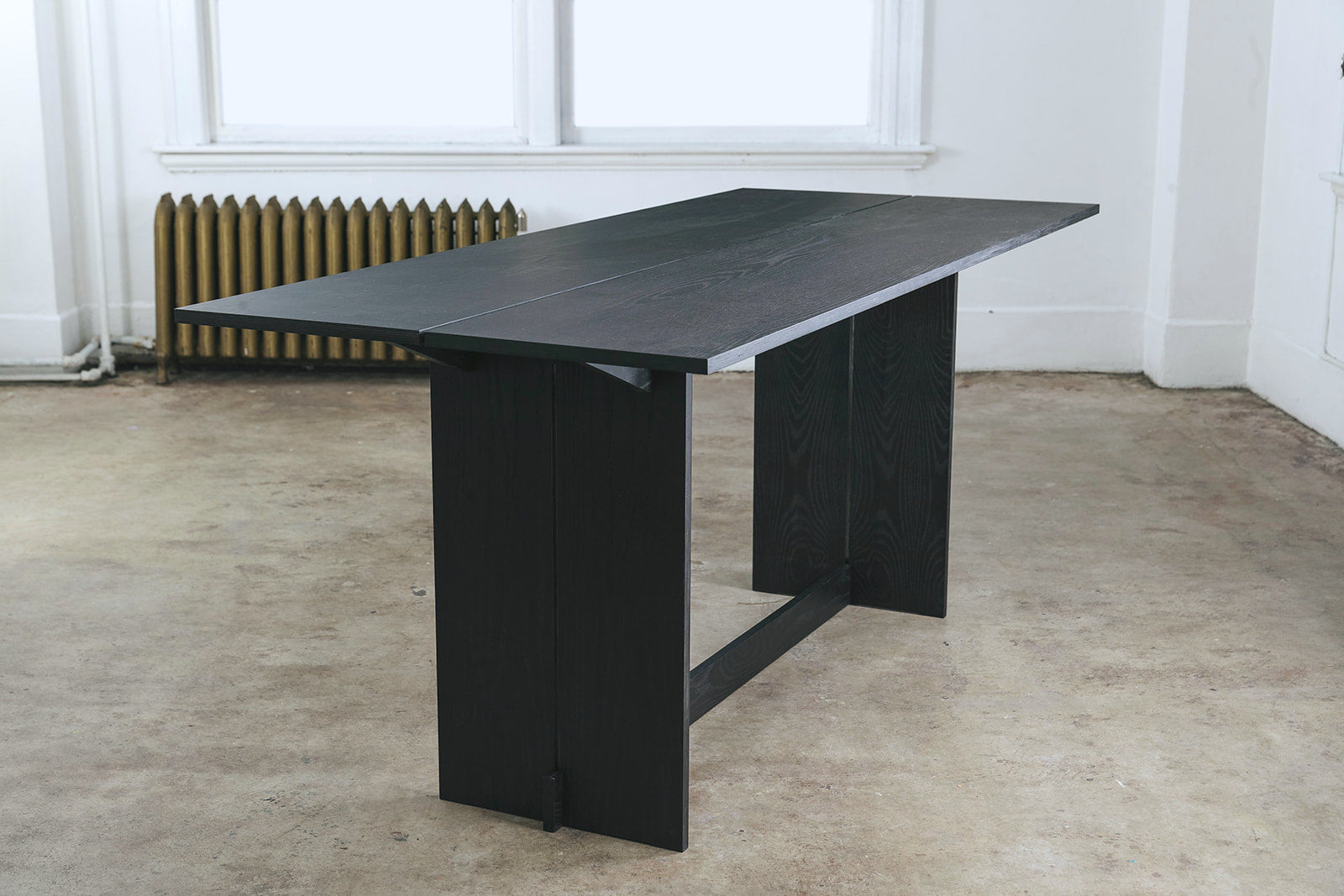 Ezra Dining Table