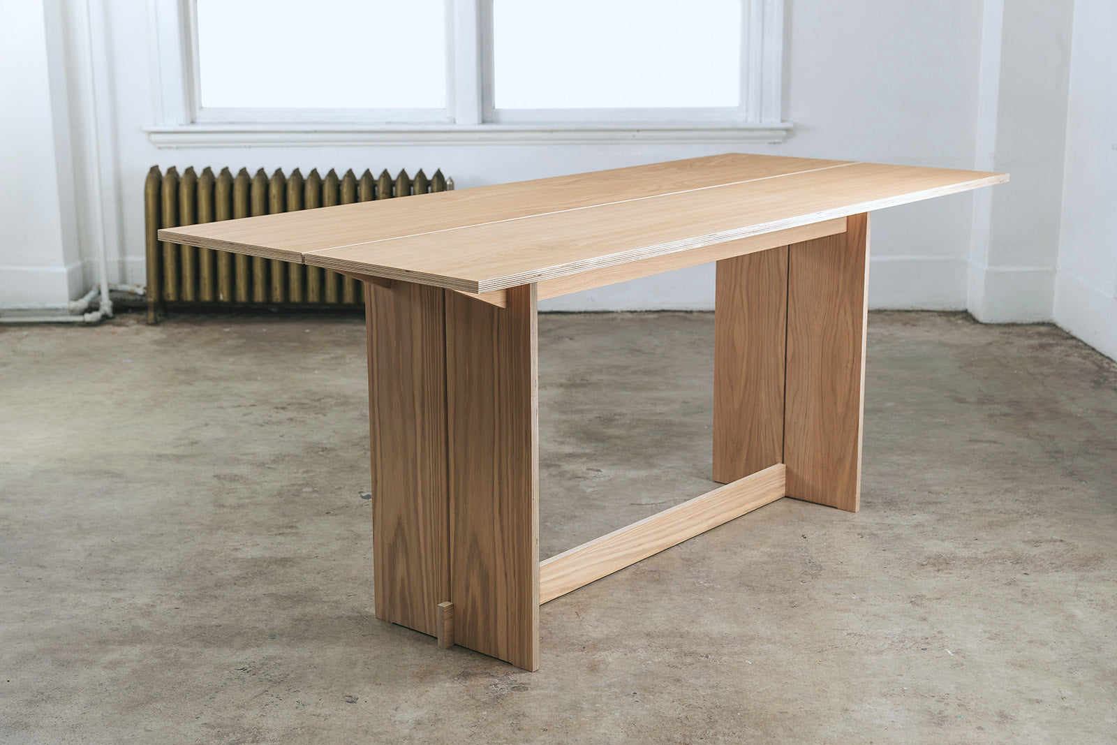 Ezra Dining Table