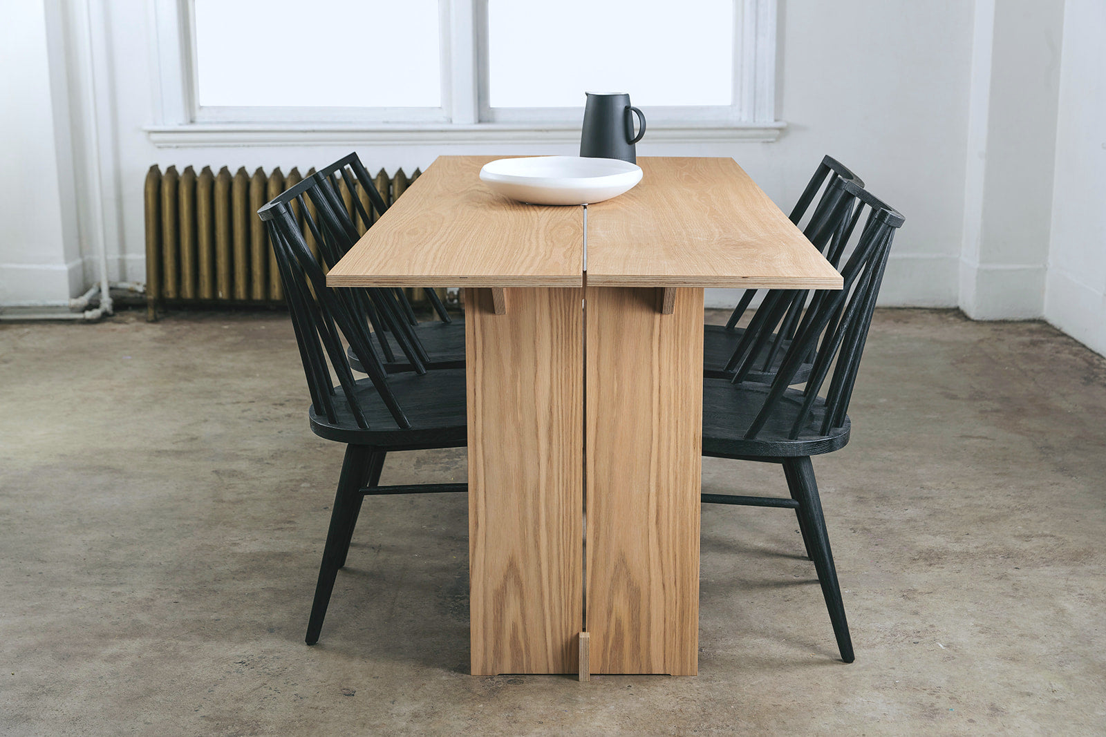 Ezra Dining Table